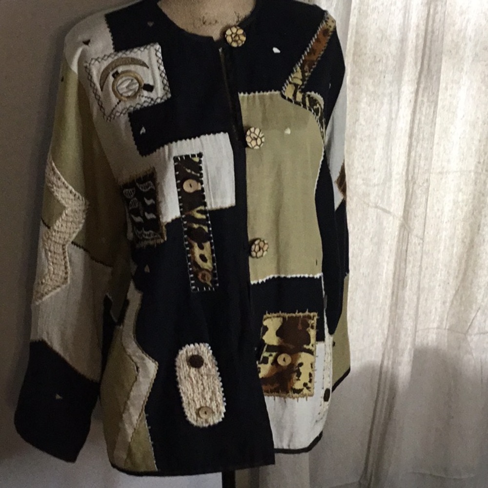 Beautiful Jacket size Medium by Allure Embroidered Patches front/back/sleeves